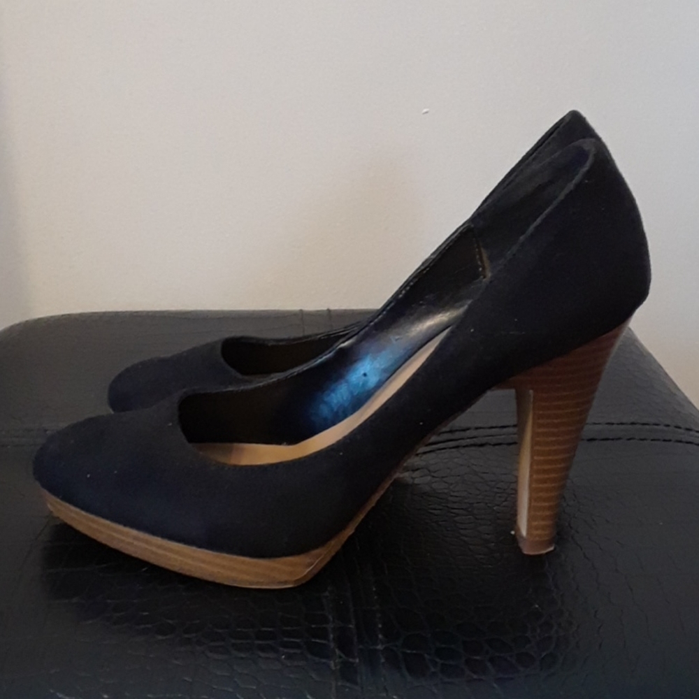 Faux Suede Stacked Heel Platform Pump